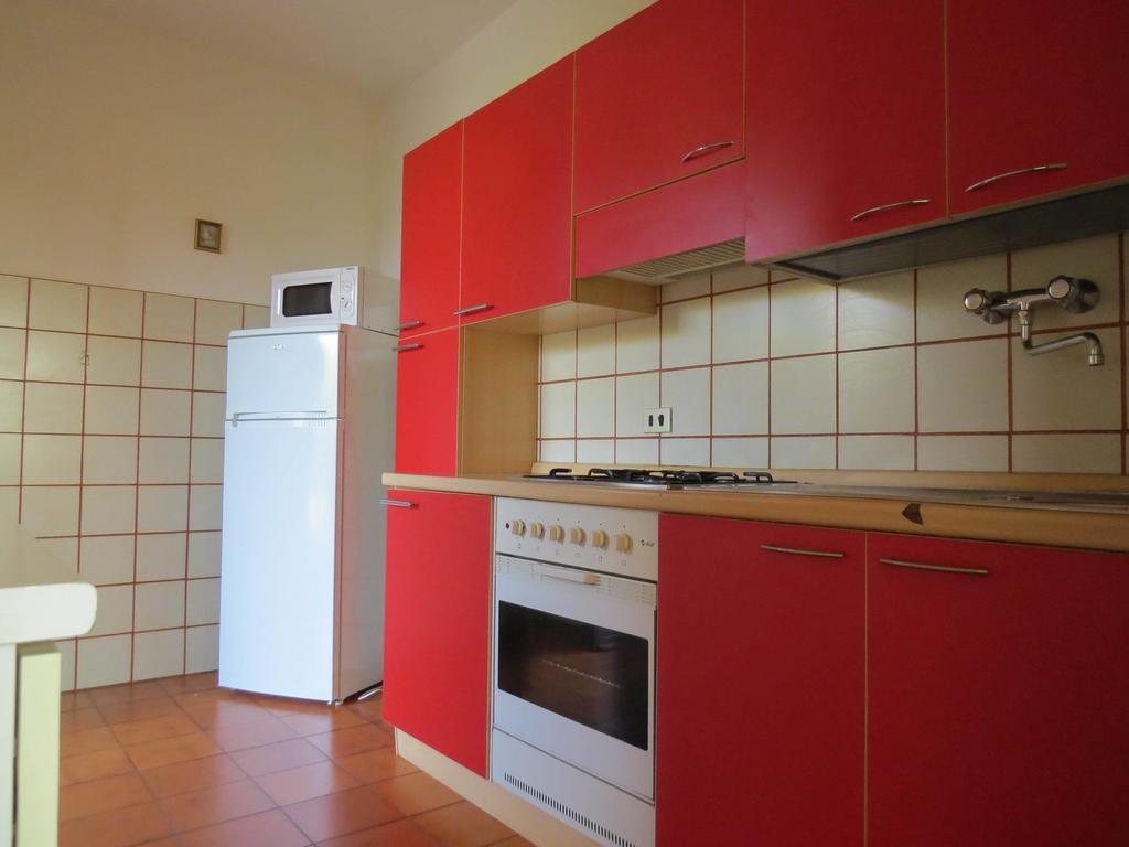 Residence Liana Albisano Торри-дель-Бенако Экстерьер фото